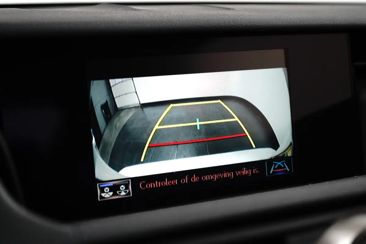 300h | UNIEK! | CRUISE CONTROL |CAMERA | DODE HOEK DETECTIE | STOELVERWARMING | FULL LED