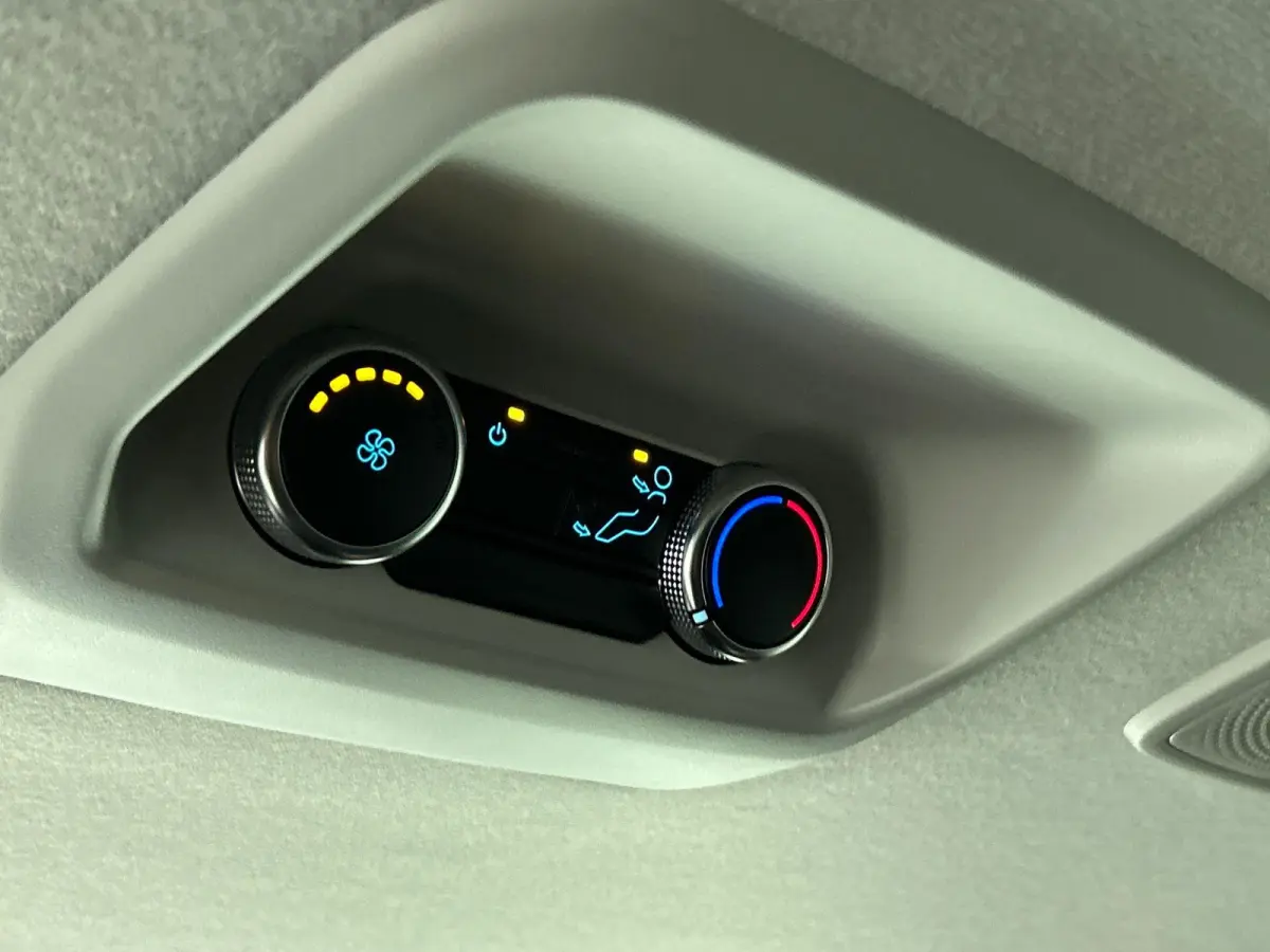 340 2.5 Automaat PHEV L2H1 Limited Cruise Control Airco Lichtmetalen Velgen