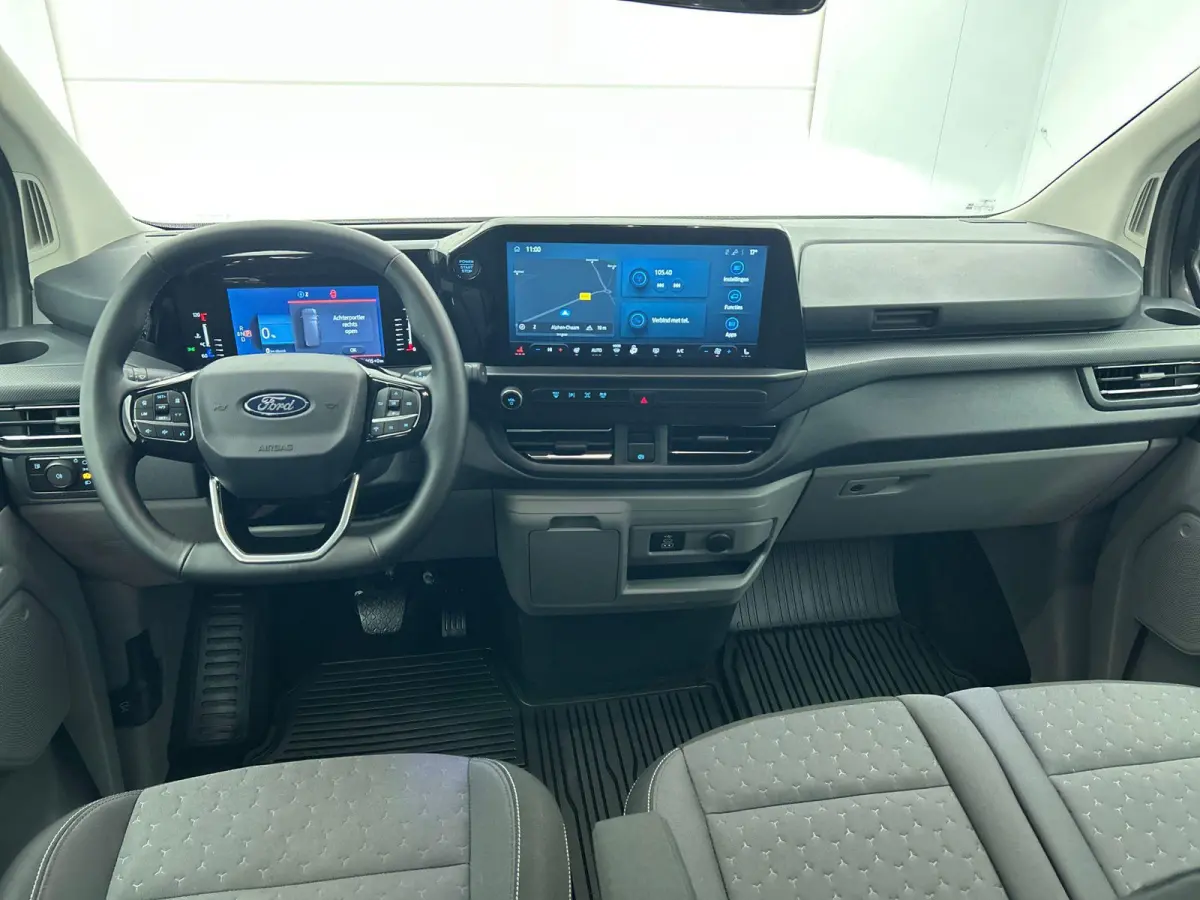 340 2.5 Automaat PHEV L2H1 Limited Cruise Control Airco Lichtmetalen Velgen
