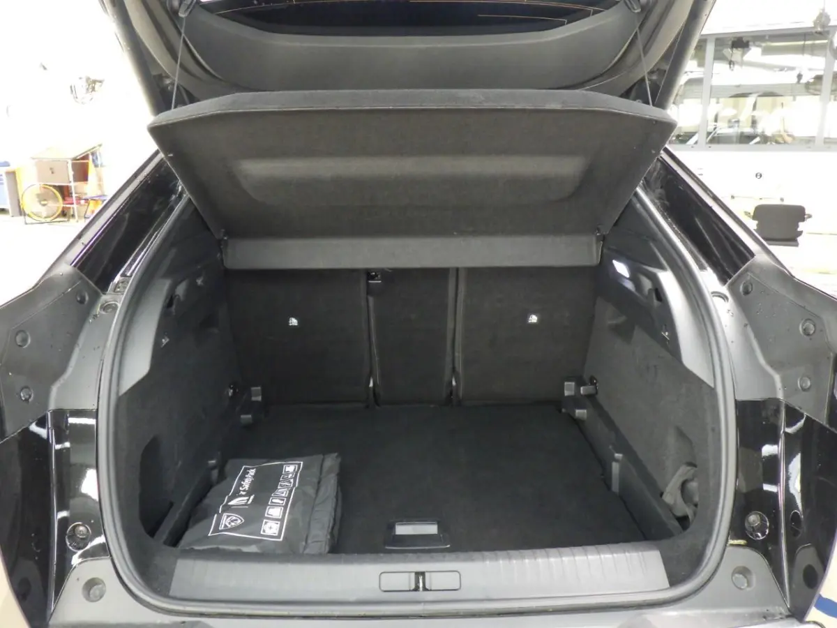 1.2 Hybrid 145 GT | Adap. Cruise C.. | Matrix LED | Camera | St. Verwarming | 19" LMV | Climate C. | KeyLess | PDC V&A | Privacy Glass | Adap. Cruise C.. | Matrix LED | Camera | St. Verwarmi
