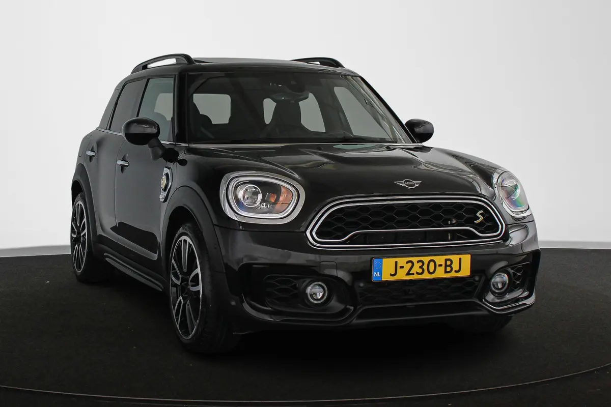 1.5 Cooper ALL4 JCW Pano Stoelverwarming Camera Keyless