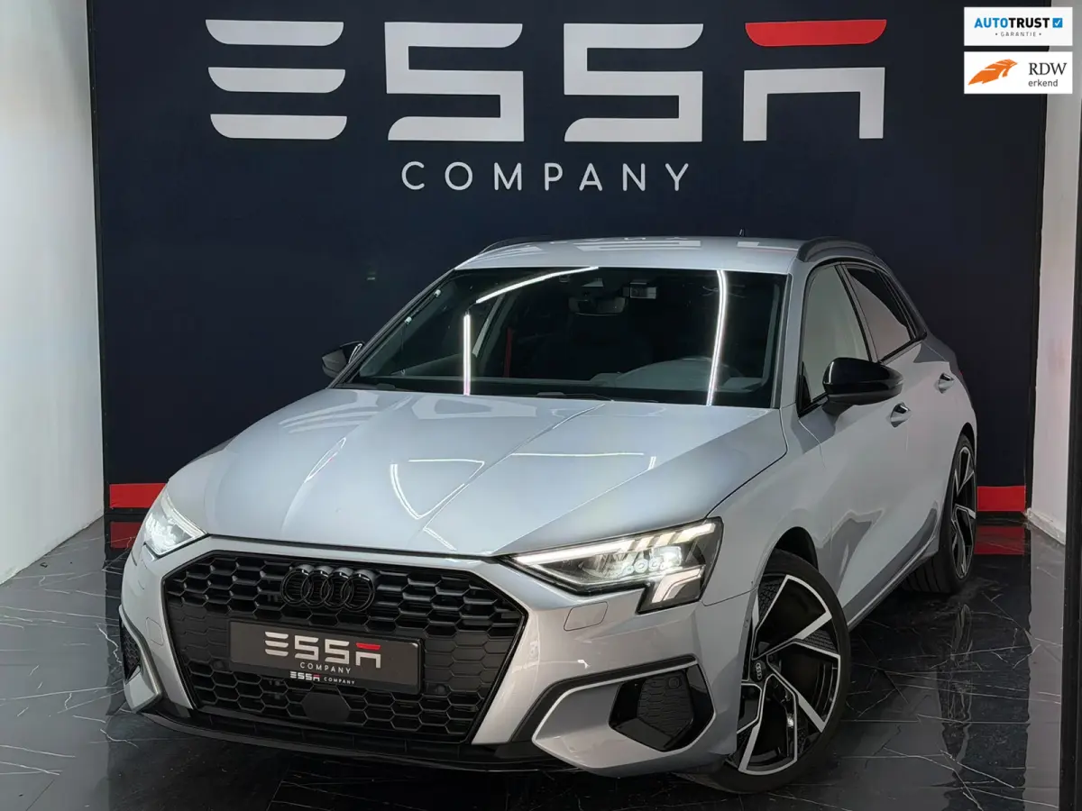 35 TFSI S edition LED ACC LED CarPlay Navi