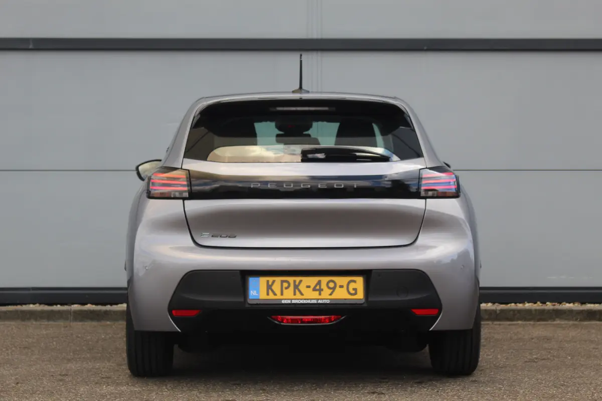EV Style 50 kWh | Carplay | Cruise | DAB | Climate | LED | PDC A | Elek. Ramen | Carplay | Cruise | DAB | Climate | LED | PDC A | Elek. Ramen |
