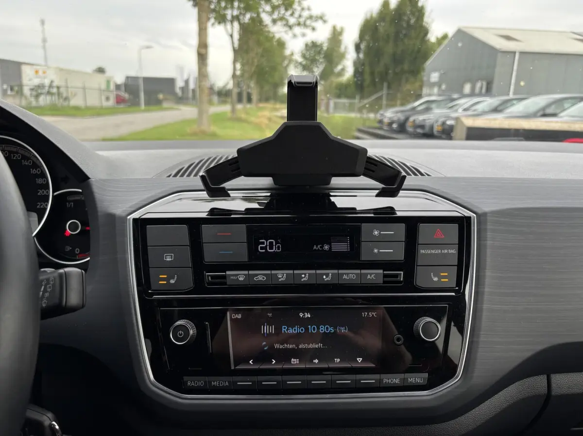 Up! 1.0 BMT cross up! cruise camera pdc bluetooth