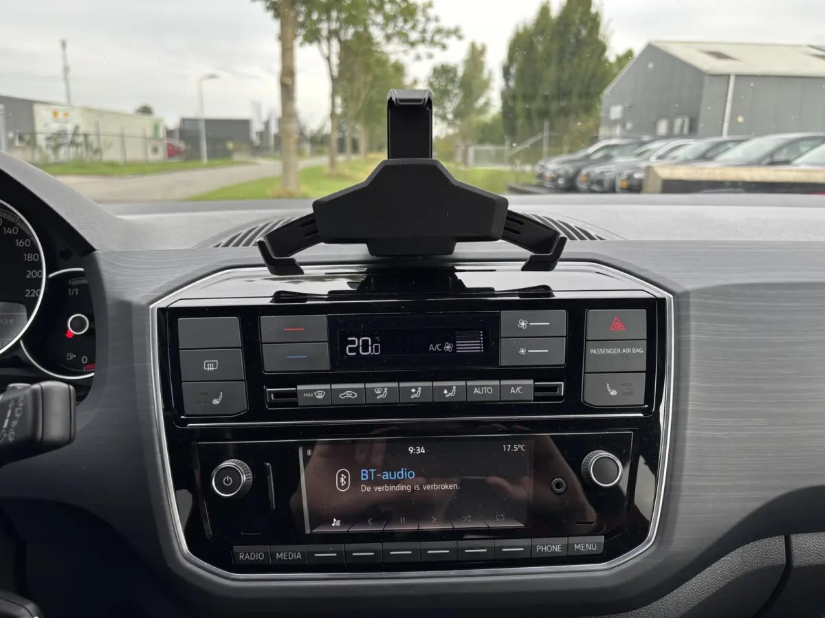 Up! 1.0 BMT cross up! cruise camera pdc bluetooth