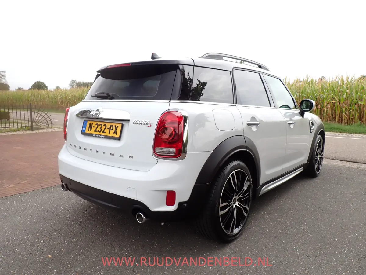 2.0 Cooper S KEYLESS / HEAD-UP / SCHUIF-KANTELDAK / CARPLAY