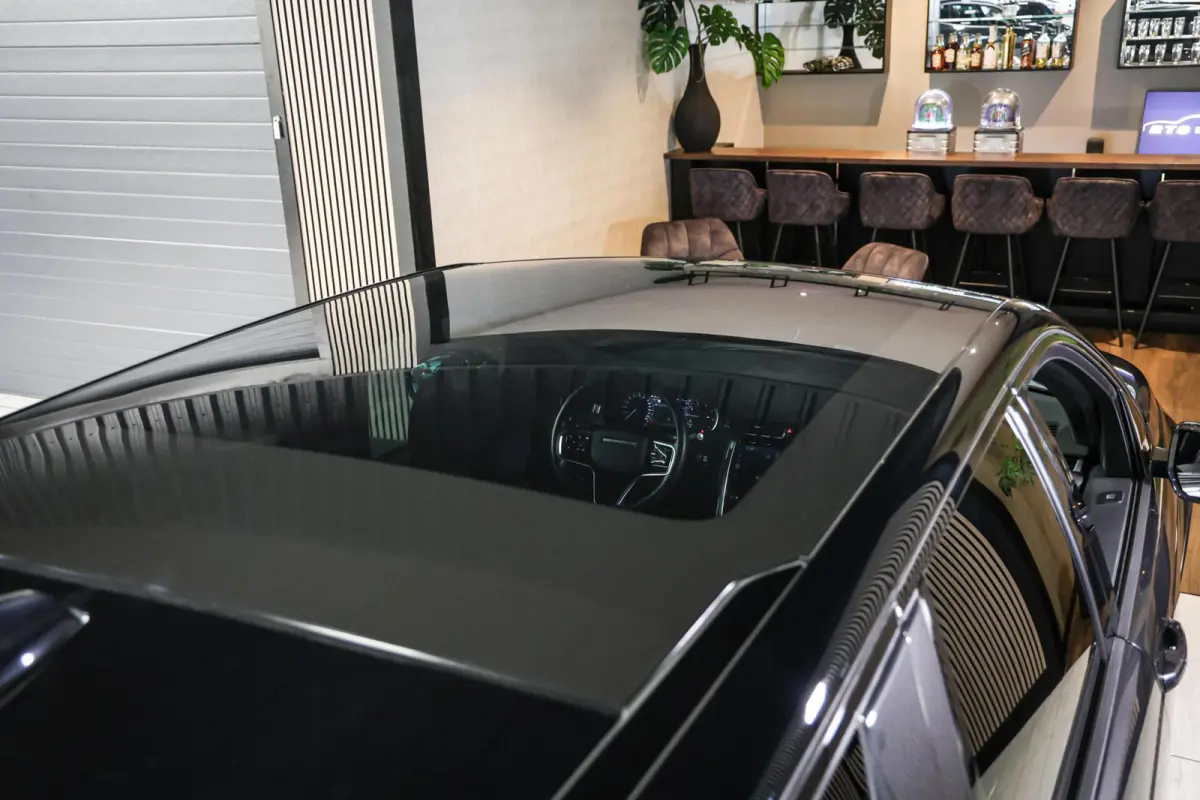 P300e 1.5 R-Dynamic HSE|Pano|Carplay|Trekhaak