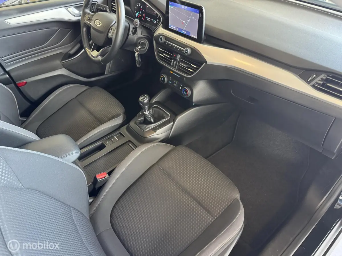 1.0 EcoBoost Trend Edition Business