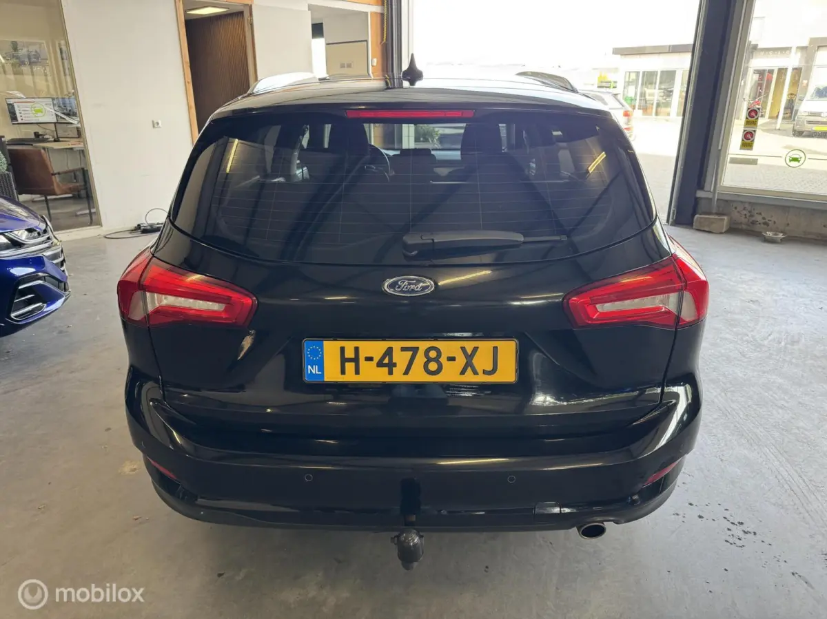 1.0 EcoBoost Trend Edition Business
