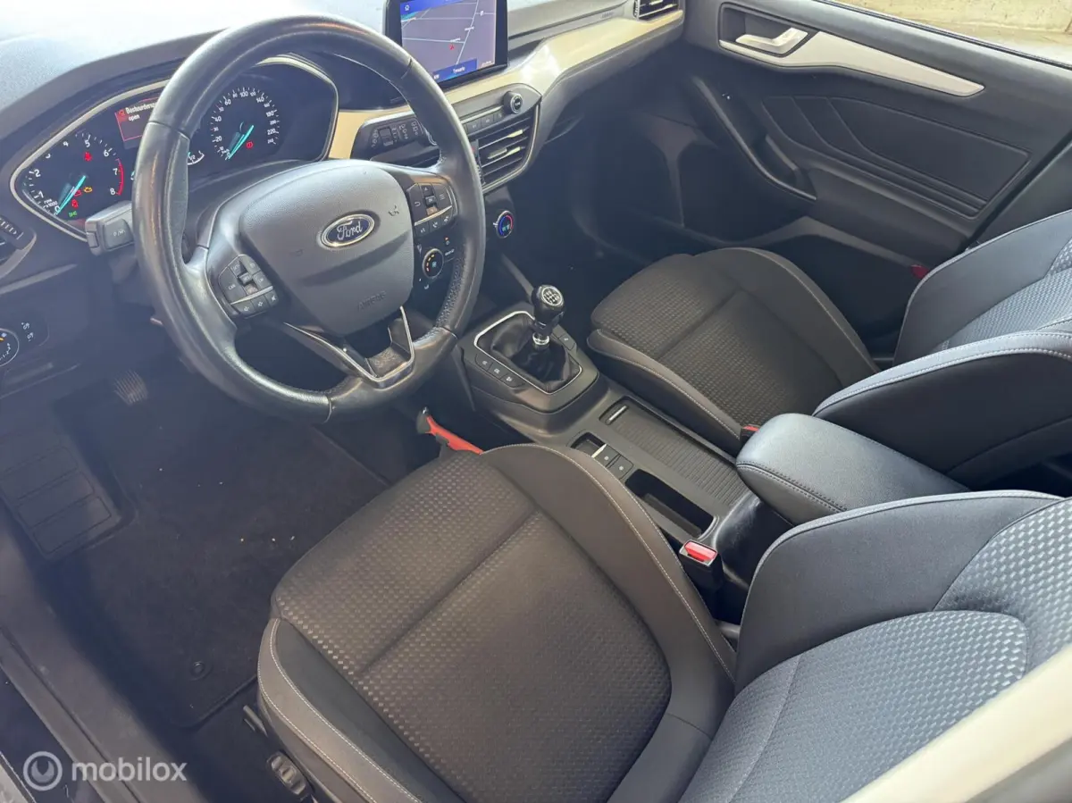 1.0 EcoBoost Trend Edition Business