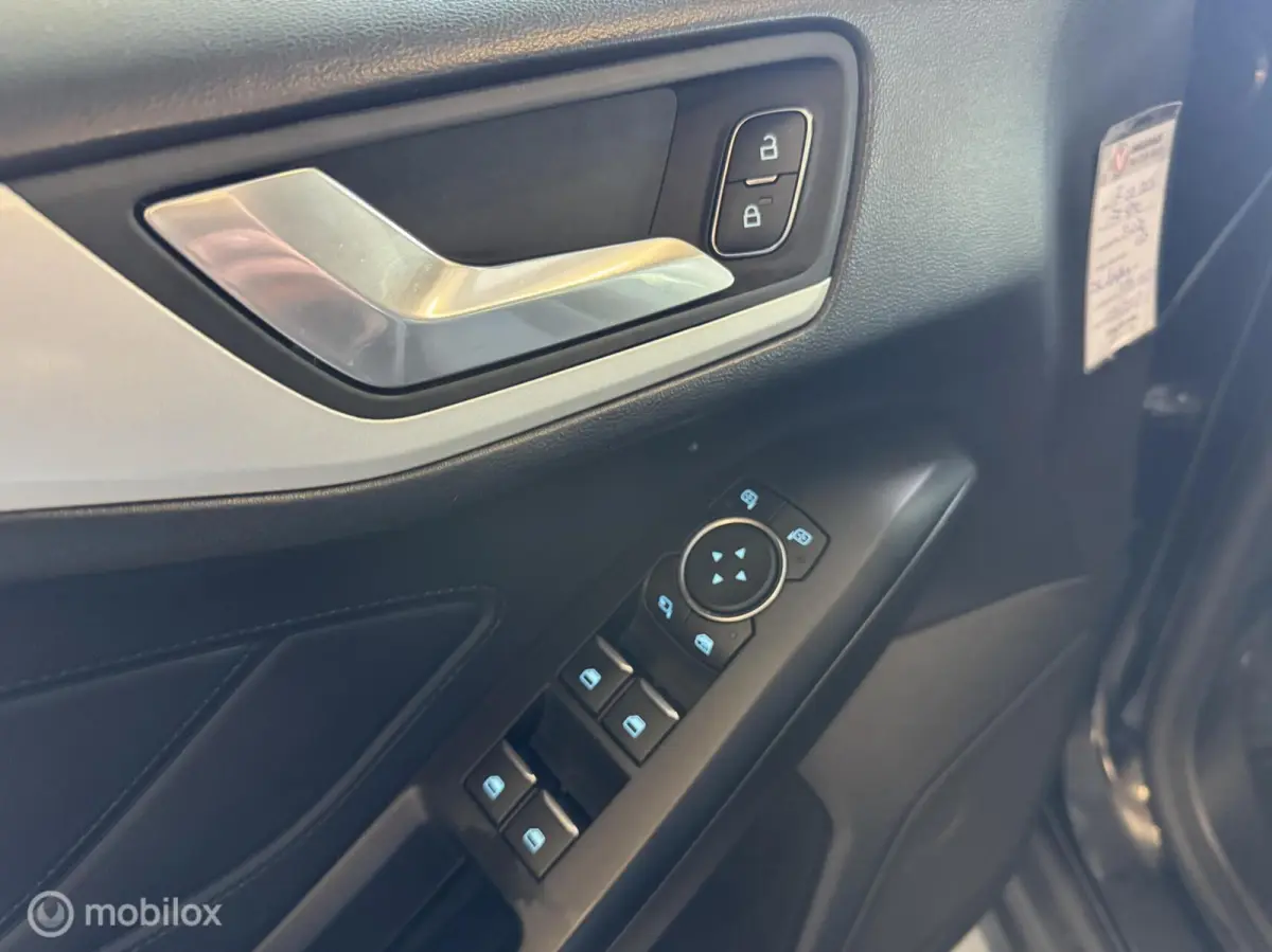 1.0 EcoBoost Trend Edition Business