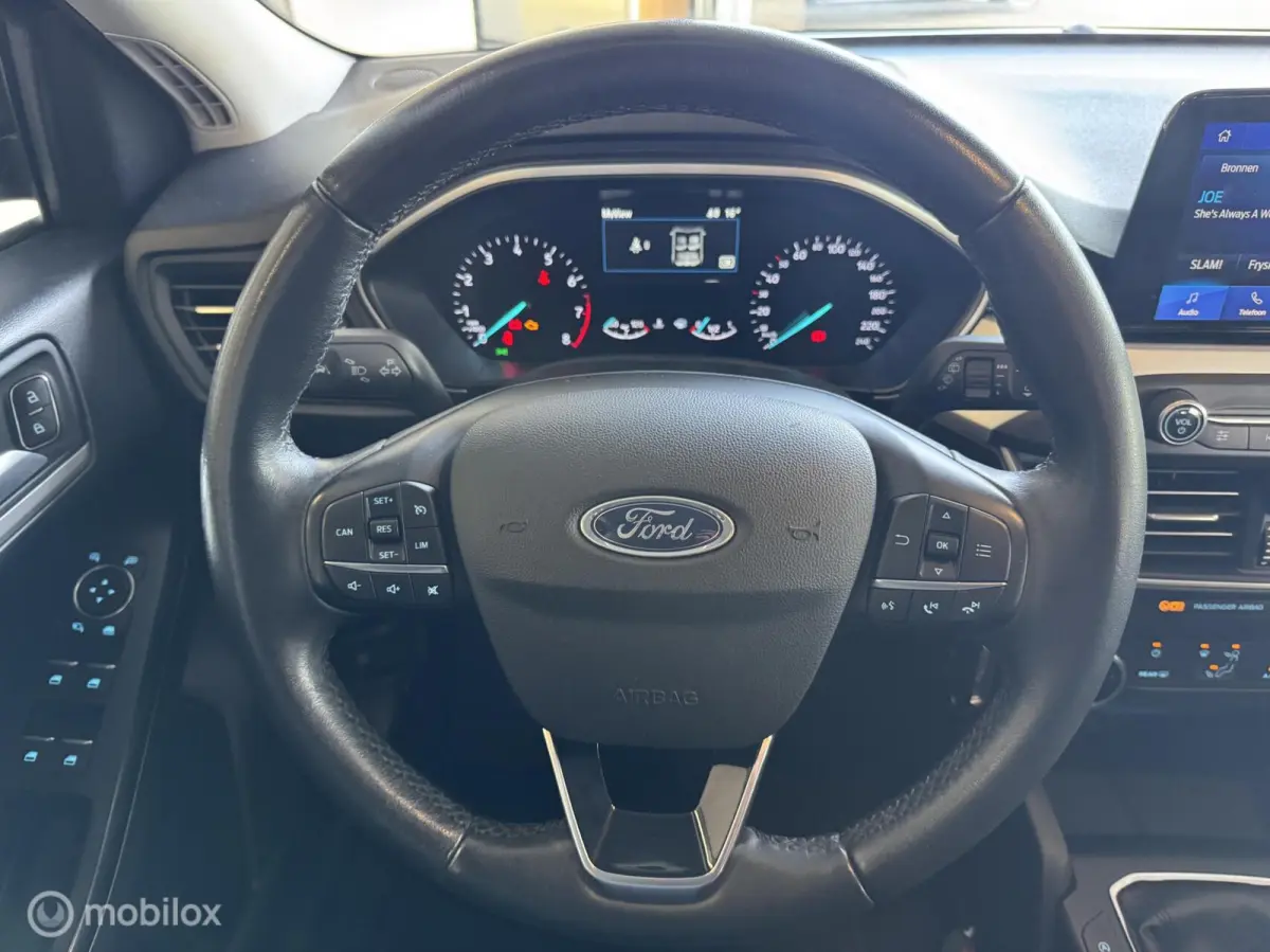 1.0 EcoBoost Trend Edition Business