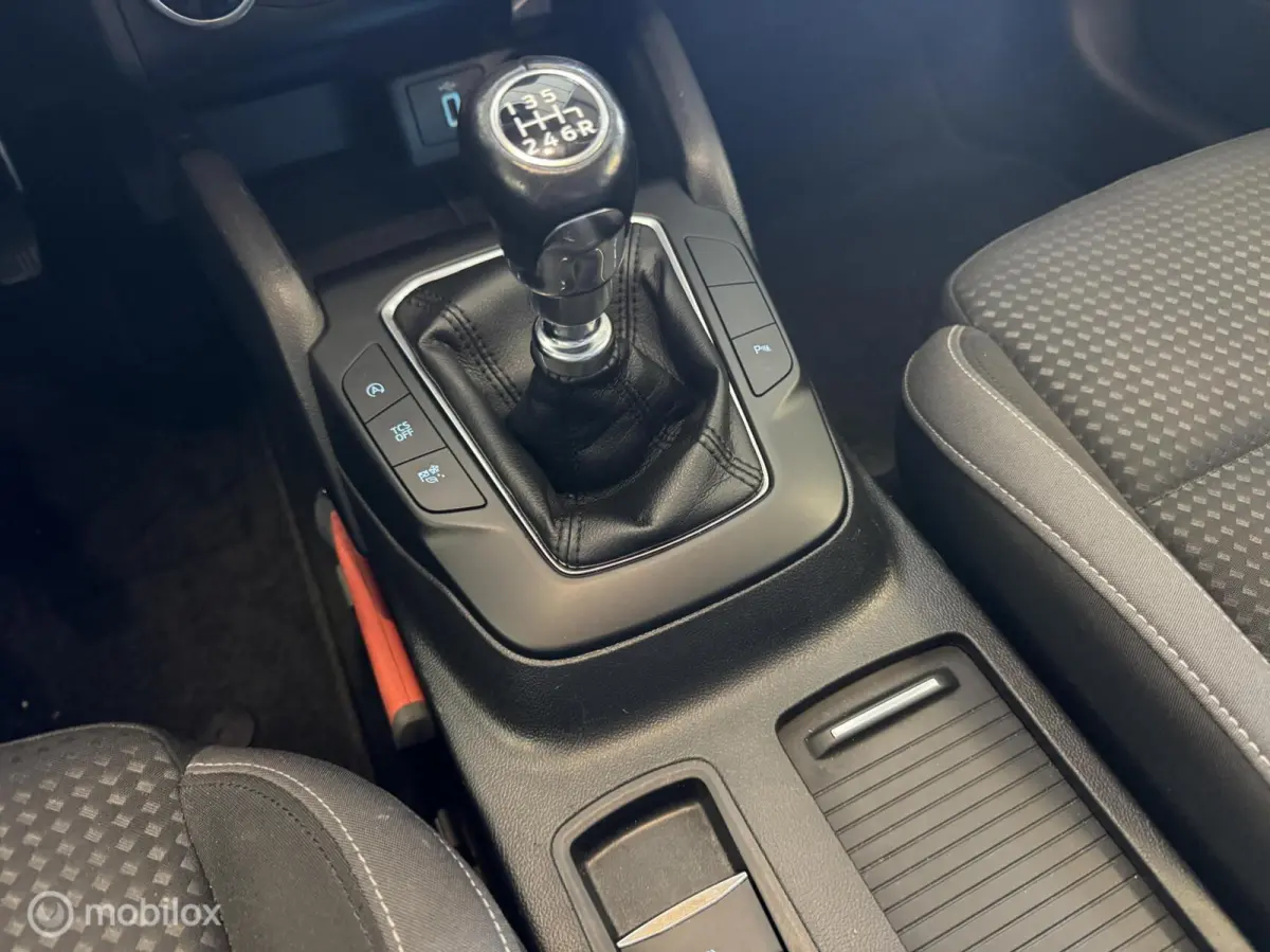 1.0 EcoBoost Trend Edition Business