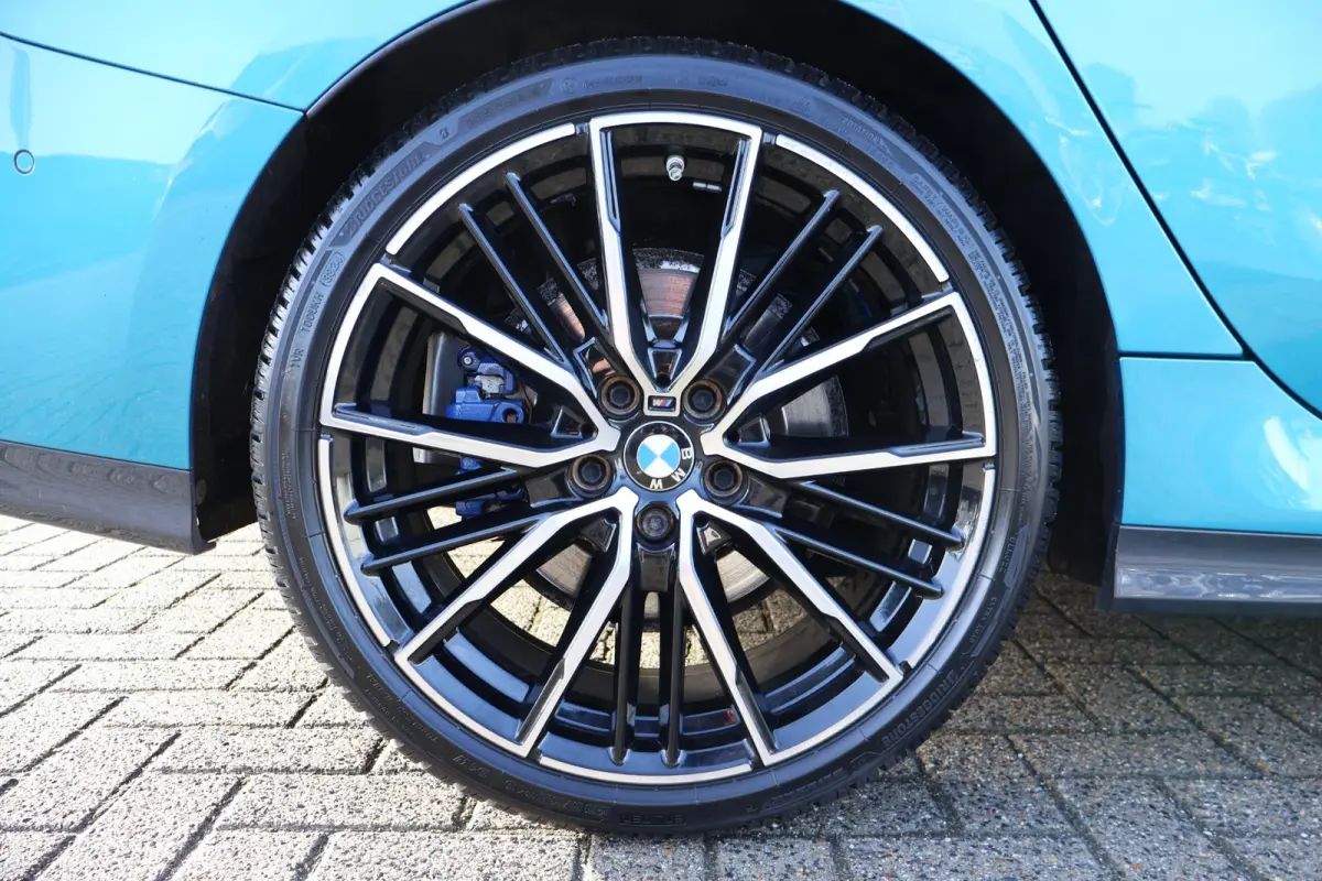 218i Executive Edition 1e eigenaar | Dealer Onderh | BTW | NAP | M-Sport+ | Pano | Winterpack | Harman | Camera | Alarm Klasse 3 | HIFI | Navi | Climate | Carplay | LMV | DAB