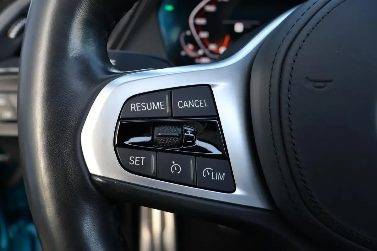 218i Executive Edition 1e eigenaar | Dealer Onderh | BTW | NAP | M-Sport+ | Pano | Winterpack | Harman | Camera | Alarm Klasse 3 | HIFI | Navi | Climate | Carplay | LMV | DAB