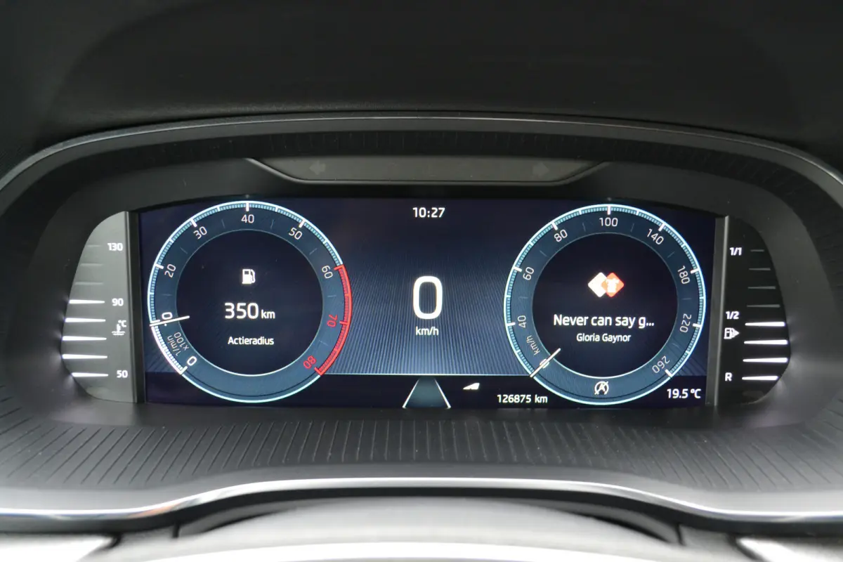 1.0 TSI Business Edition | Trekhaak | Virtual Cockpit | Parkeersensoren | Carplay/Android Auto