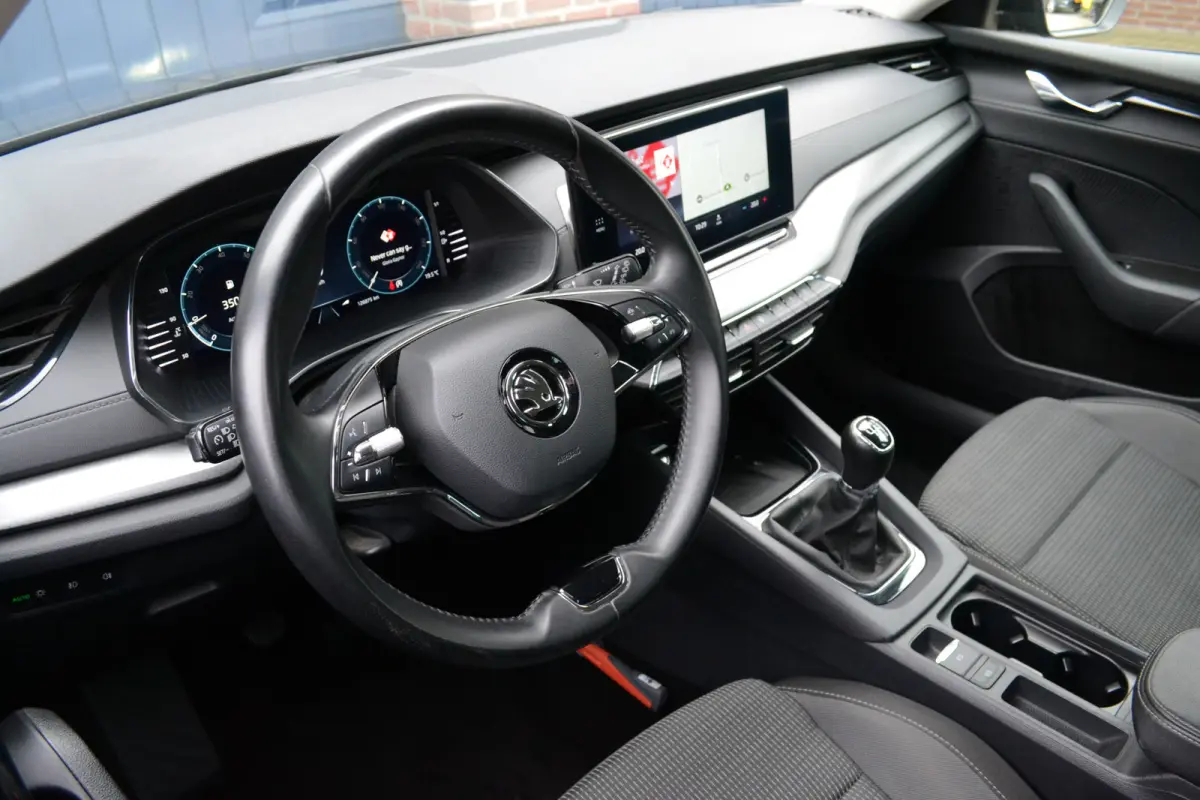 1.0 TSI Business Edition | Trekhaak | Virtual Cockpit | Parkeersensoren | Carplay/Android Auto