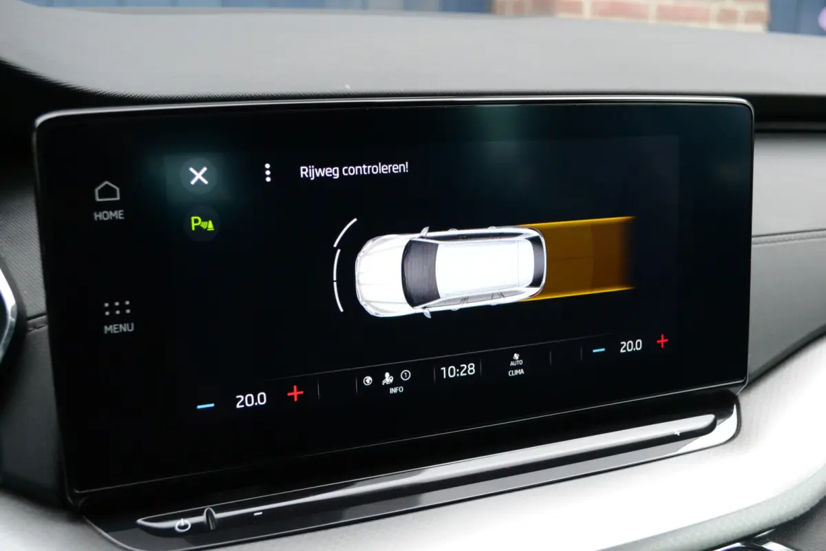 1.0 TSI Business Edition | Trekhaak | Virtual Cockpit | Parkeersensoren | Carplay/Android Auto