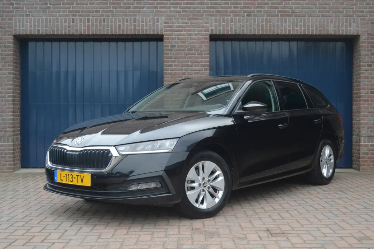 1.0 TSI Business Edition | Trekhaak | Virtual Cockpit | Parkeersensoren | Carplay/Android Auto