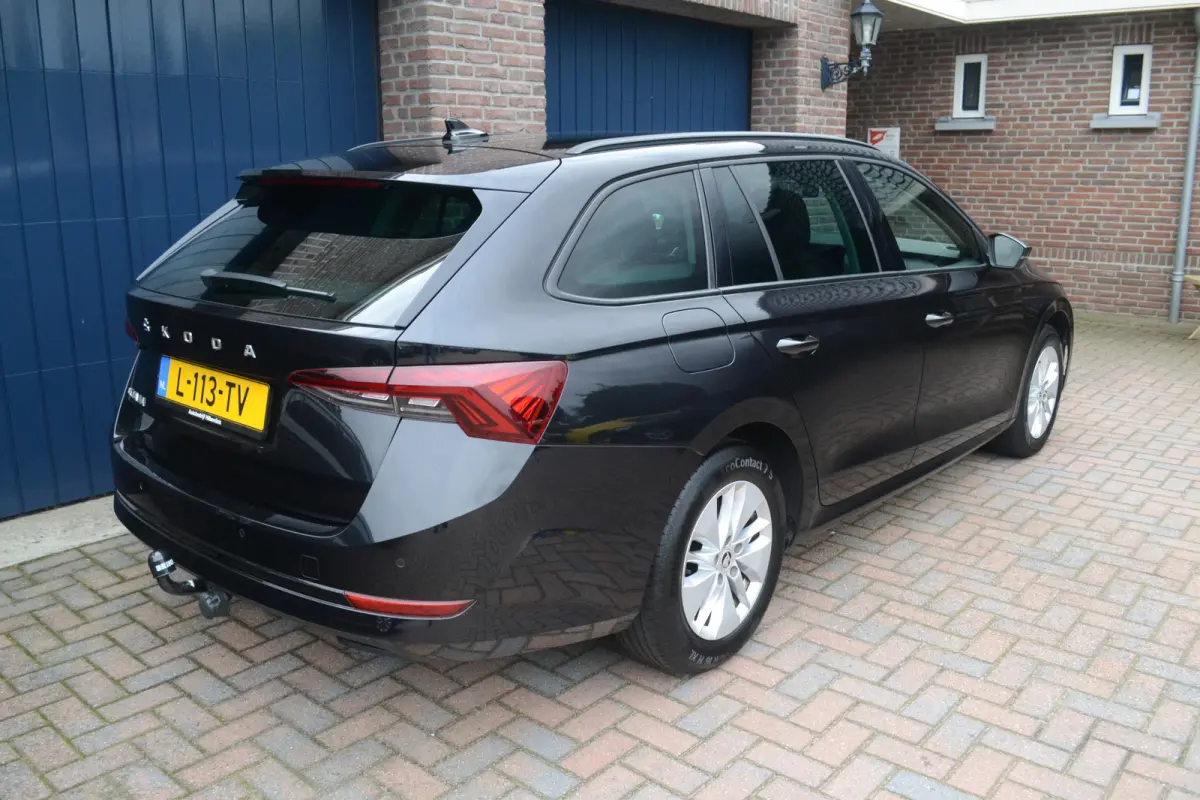 1.0 TSI Business Edition | Trekhaak | Virtual Cockpit | Parkeersensoren | Carplay/Android Auto