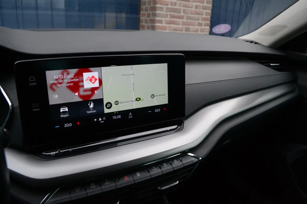 1.0 TSI Business Edition | Trekhaak | Virtual Cockpit | Parkeersensoren | Carplay/Android Auto