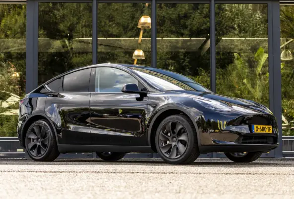 RWD 58 kWh SOH 93.9%