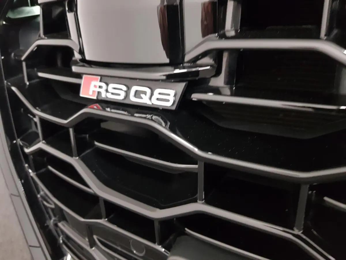 4.0 TFSI RS Q8 Quattro 600pk! Panorama dak Navigatie Electrische achterklep Led Camera Climate Control Parkeer sensoren voor en achter Lichtmetalen Velgen