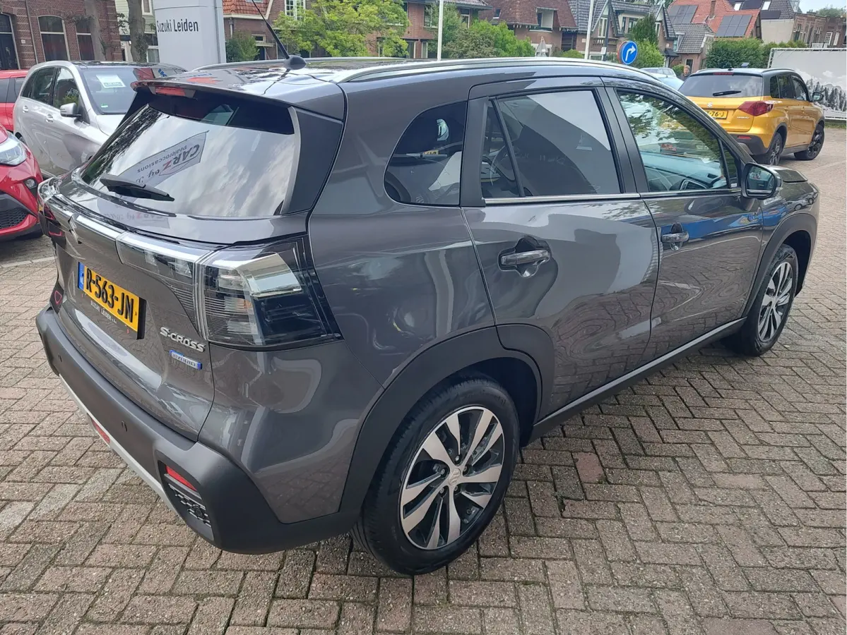 1.4 BOOSTERJET STYLE SMART HYBRID AUT. Open dak | 360 Camera | Dodehoeksensoren