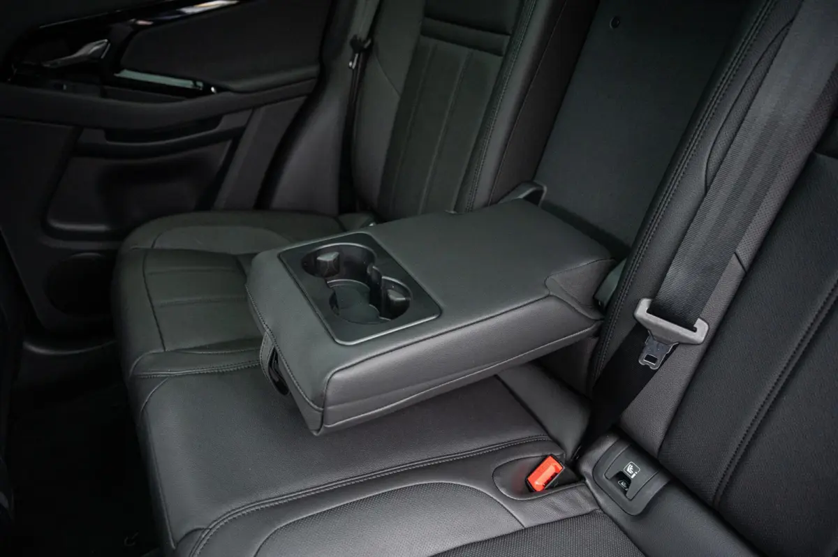 1.5 P270e PHEV PANO TREKHAAK MERIDIAN ADAPTIVE CRUISE LEDER