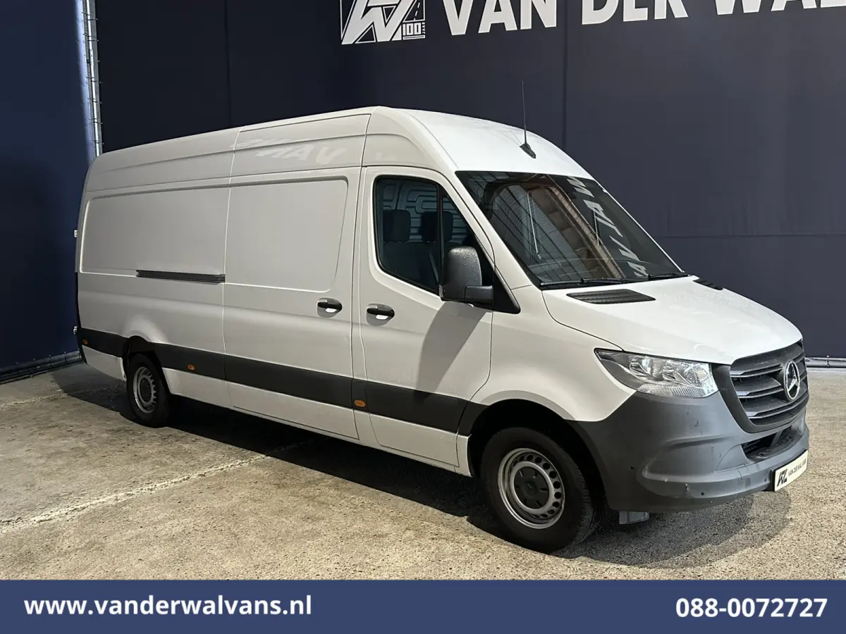 315 CDI 150pk L3H2 Euro6 Airco | Camera | Apple Carplay | Chauffeursstoel Android Auto, Parkeersensoren, 270 Graden Achterdeuren, Bijrijdersbank