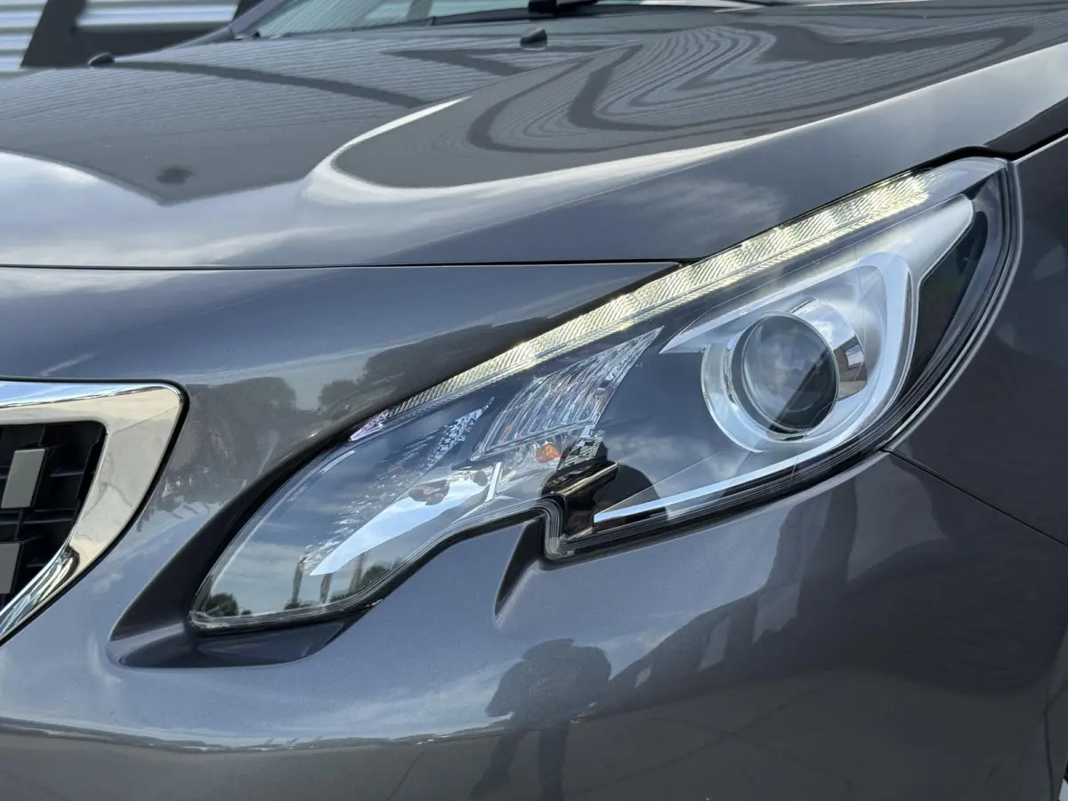 1.2 PureTech Blue Lion 2e Eigenaar|Navi|Airco|Carplay|D-riem vv in 2024|Cruise|N.A.P|APK tot 09-2027