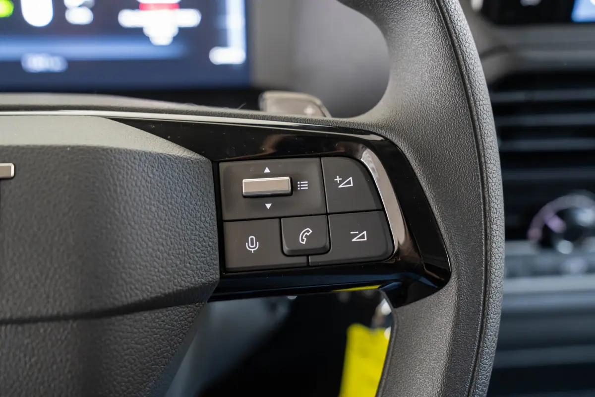 L3 75 kWh | SOH 97% | Camera | Laadruimtepakket | Apple Carplay & Android Auto | Buitenspiegels el. inklapbaar | Lichtmetalen velgen |