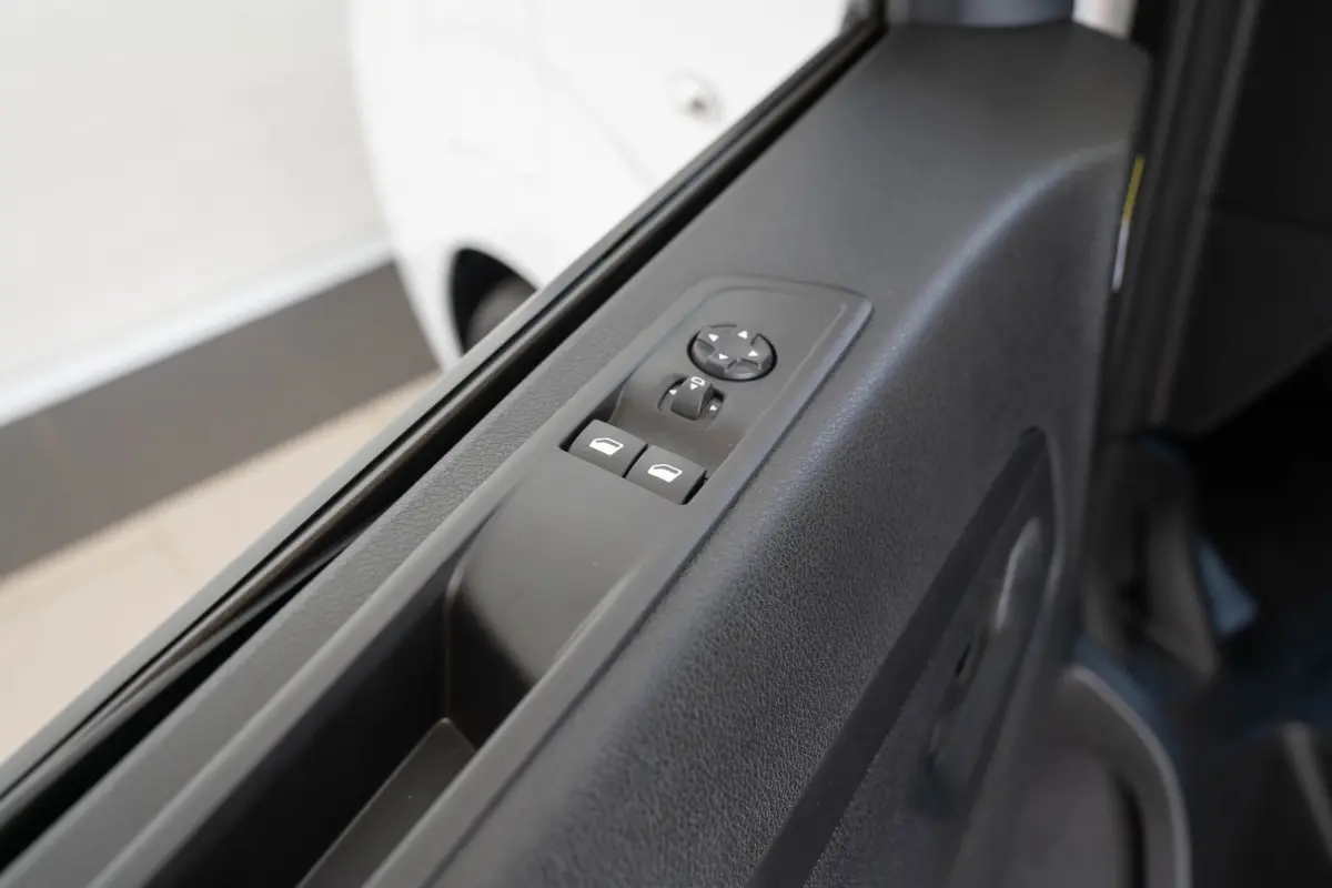 L3 75 kWh | SOH 97% | Camera | Laadruimtepakket | Apple Carplay & Android Auto | Buitenspiegels el. inklapbaar | Lichtmetalen velgen |