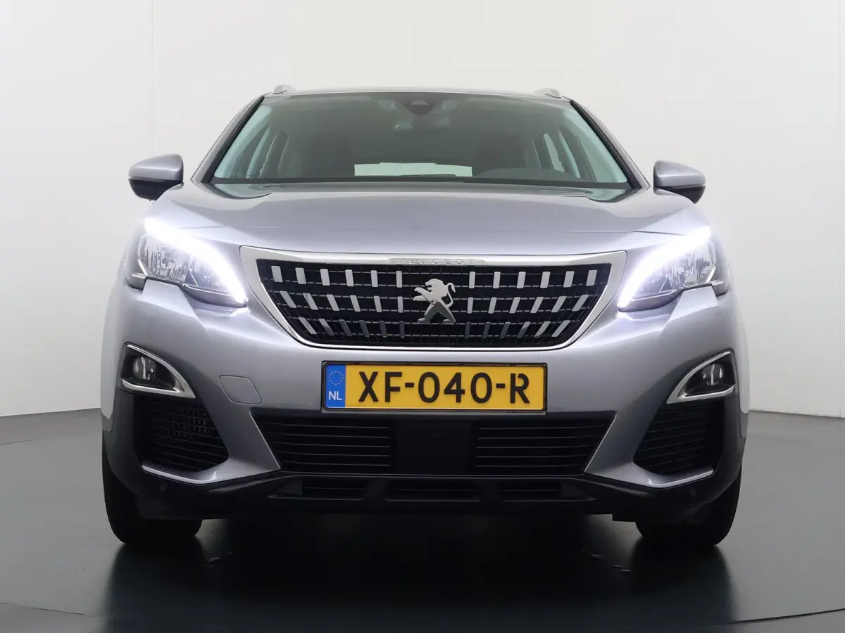 Active 130pk Automaat | Navigatie | Camera achter | Parkeersensoren | Cruise control | Lichtmetalen velgen | Apple Carplay en Android auto