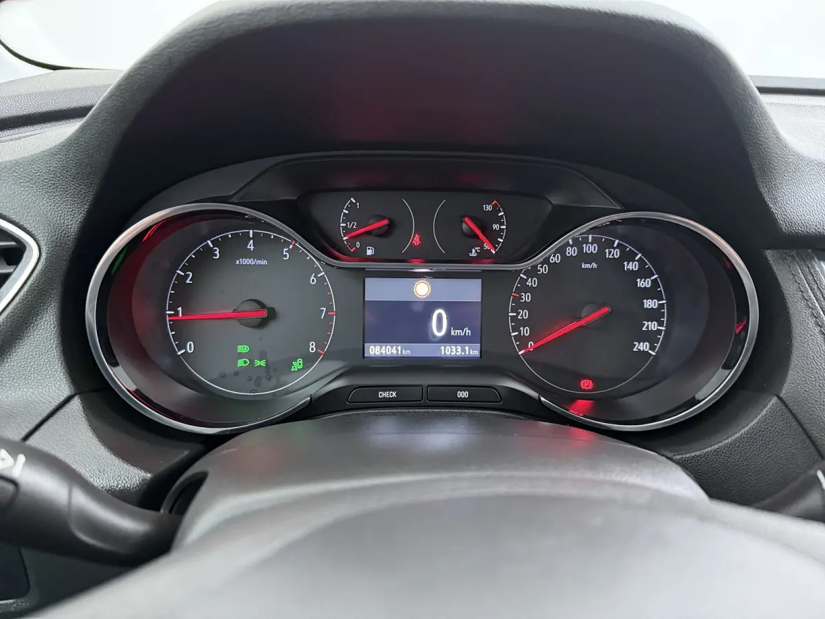 1.2 Turbo Business Elegance / Navigatie / 360 Camera / Parkeersensoren / Carplay / LED / ECC / 17'' LMV