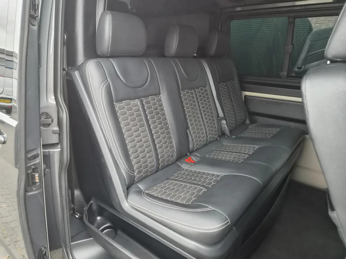 Bulli 2.0TDI L2H1 DC 4-Motion Leer