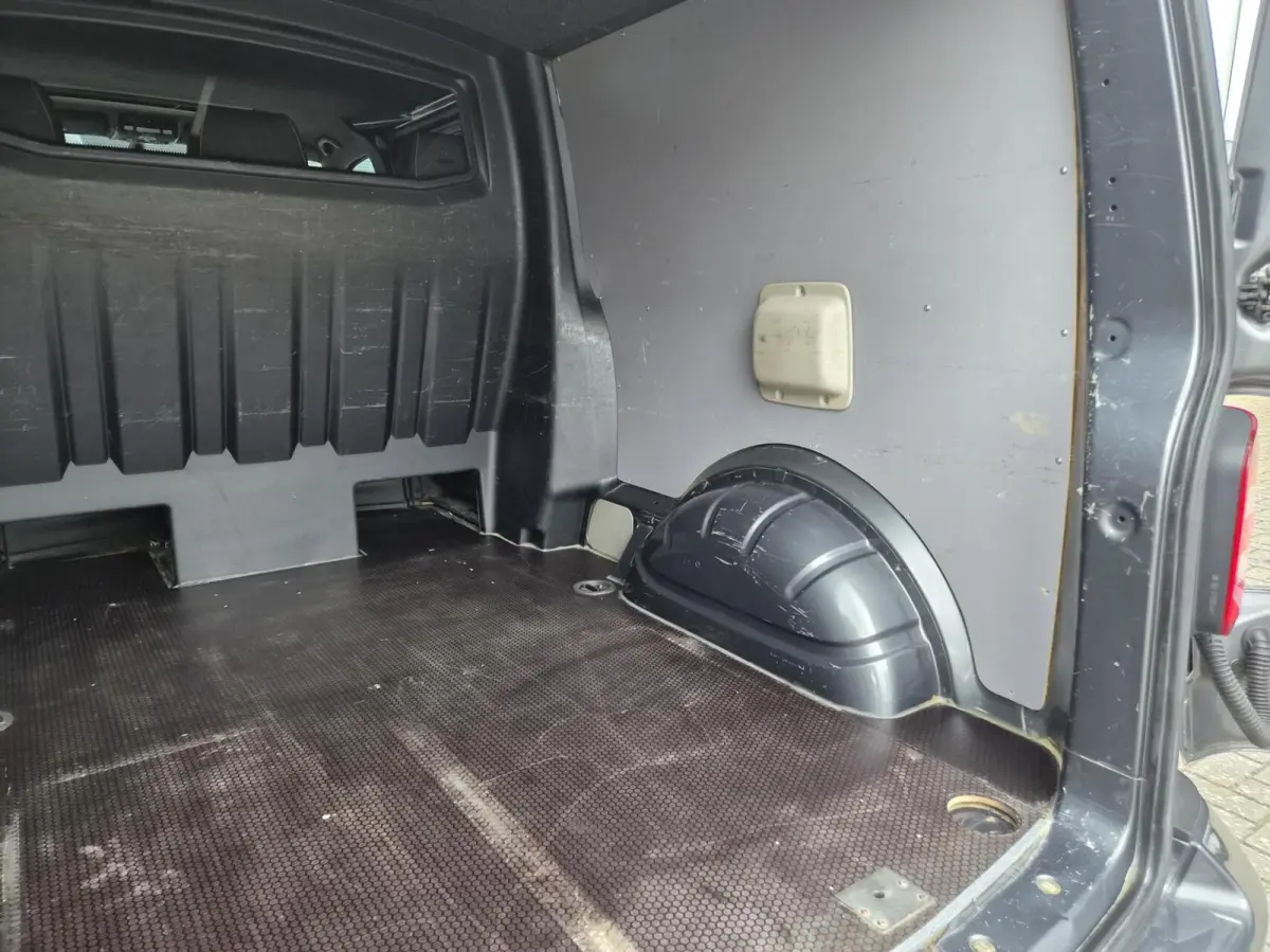 Bulli 2.0TDI L2H1 DC 4-Motion Leer