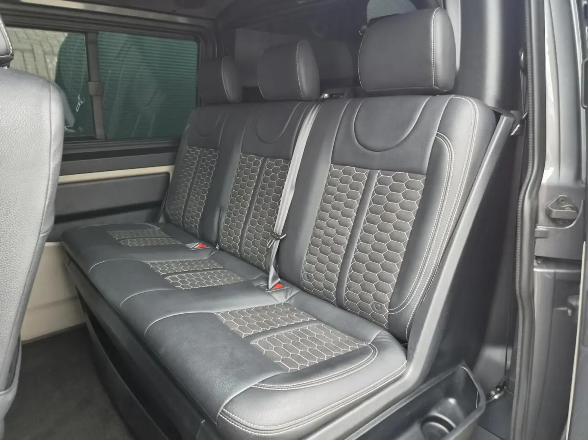 Bulli 2.0TDI L2H1 DC 4-Motion Leer