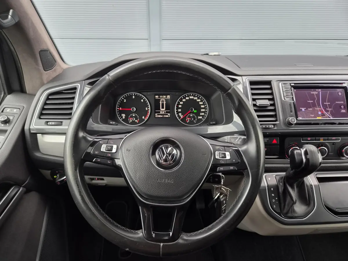 Bulli 2.0TDI L2H1 DC 4-Motion Leer