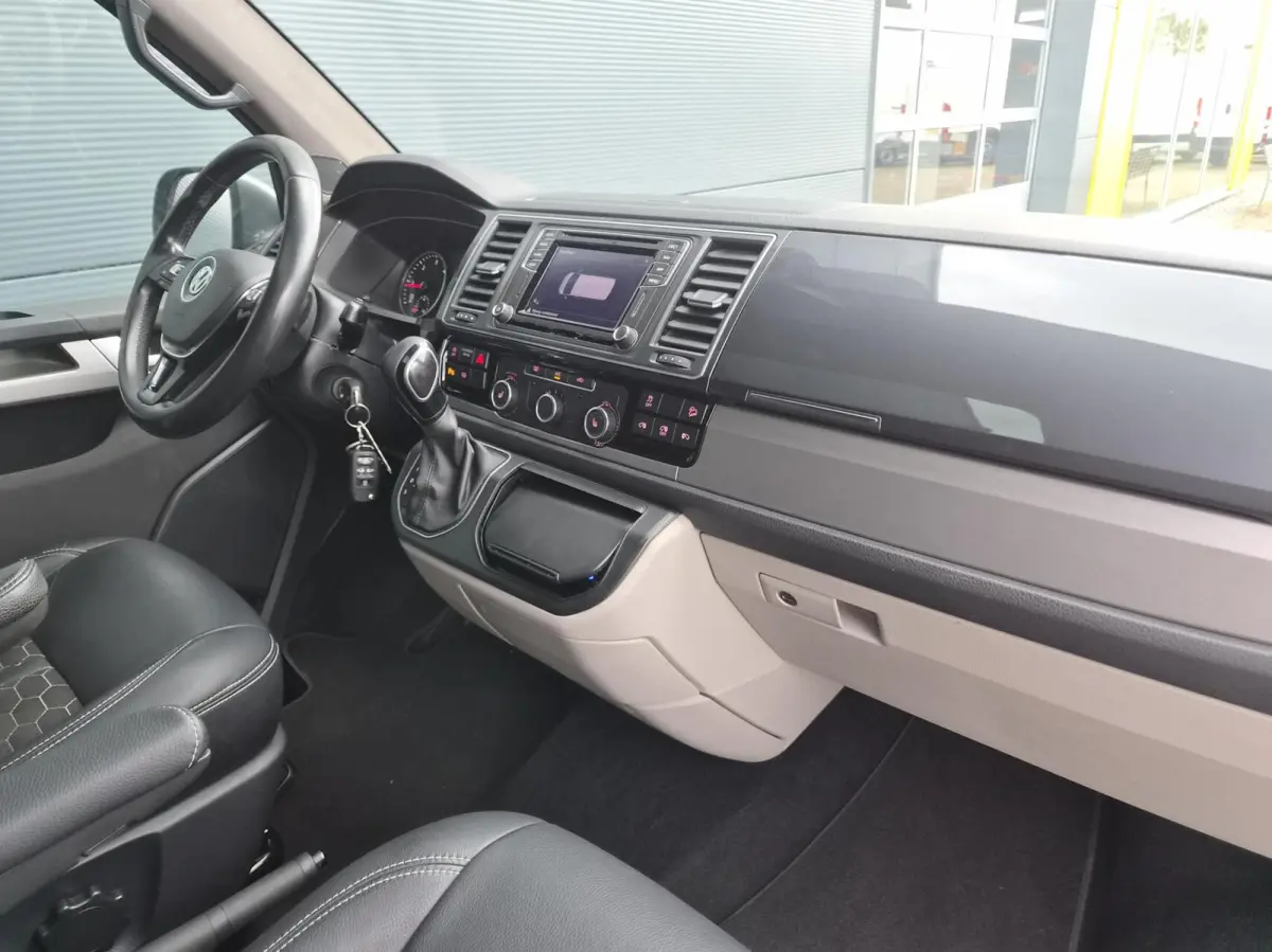 Bulli 2.0TDI L2H1 DC 4-Motion Leer