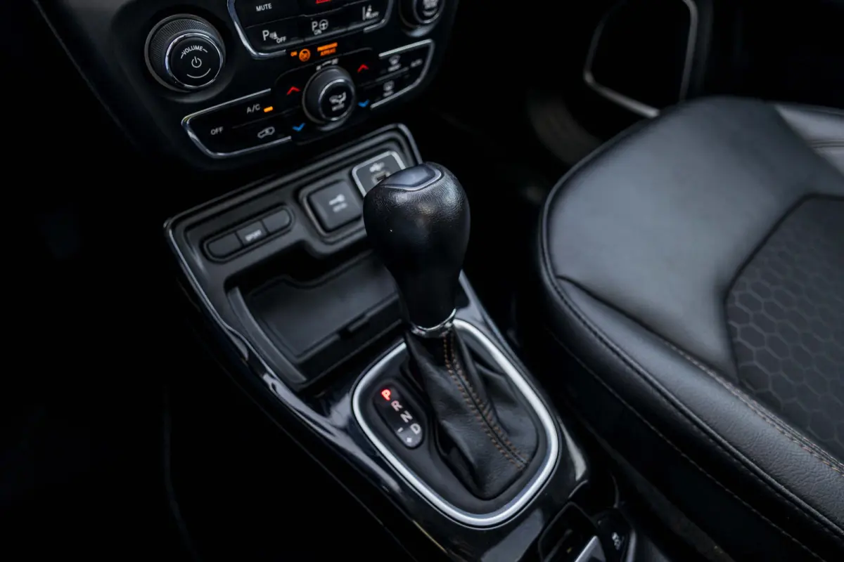 1.3T Limited Schuif / kanteldak