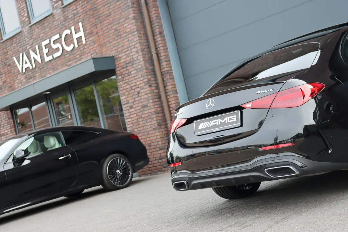 400 e 4MATIC AMG Line | Distronic+ | Panoramadak | Nappa Leder | Burmester | Memory | Digital Light | HUD | Verwarmd Stuurwiel | Keyless Go | Surround Camera |