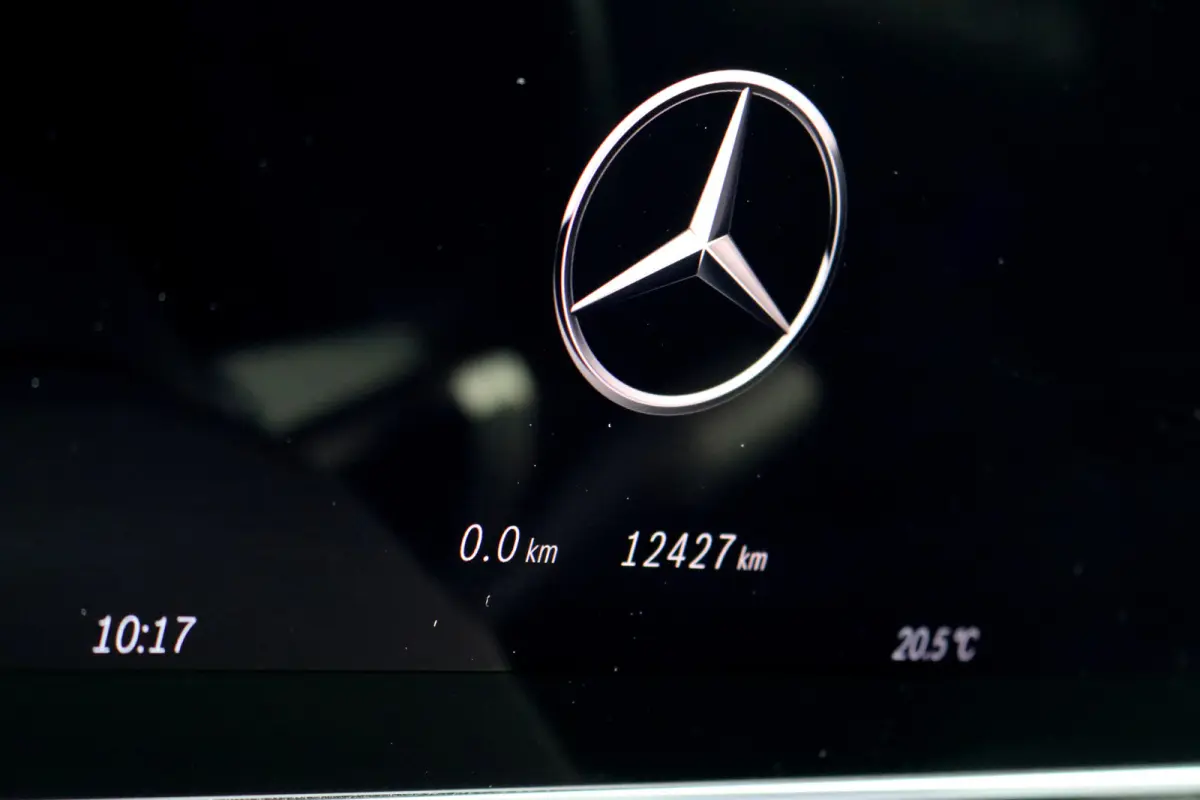 400 e 4MATIC AMG Line | Distronic+ | Panoramadak | Nappa Leder | Burmester | Memory | Digital Light | HUD | Verwarmd Stuurwiel | Keyless Go | Surround Camera |