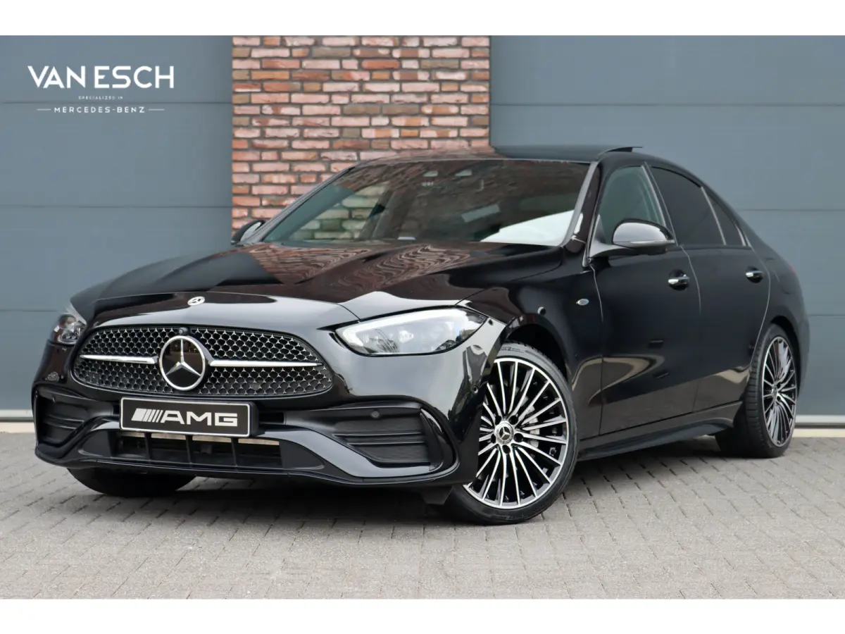 400 e 4MATIC AMG Line | Distronic+ | Panoramadak | Nappa Leder | Burmester | Memory | Digital Light | HUD | Verwarmd Stuurwiel | Keyless Go | Surround Camera |