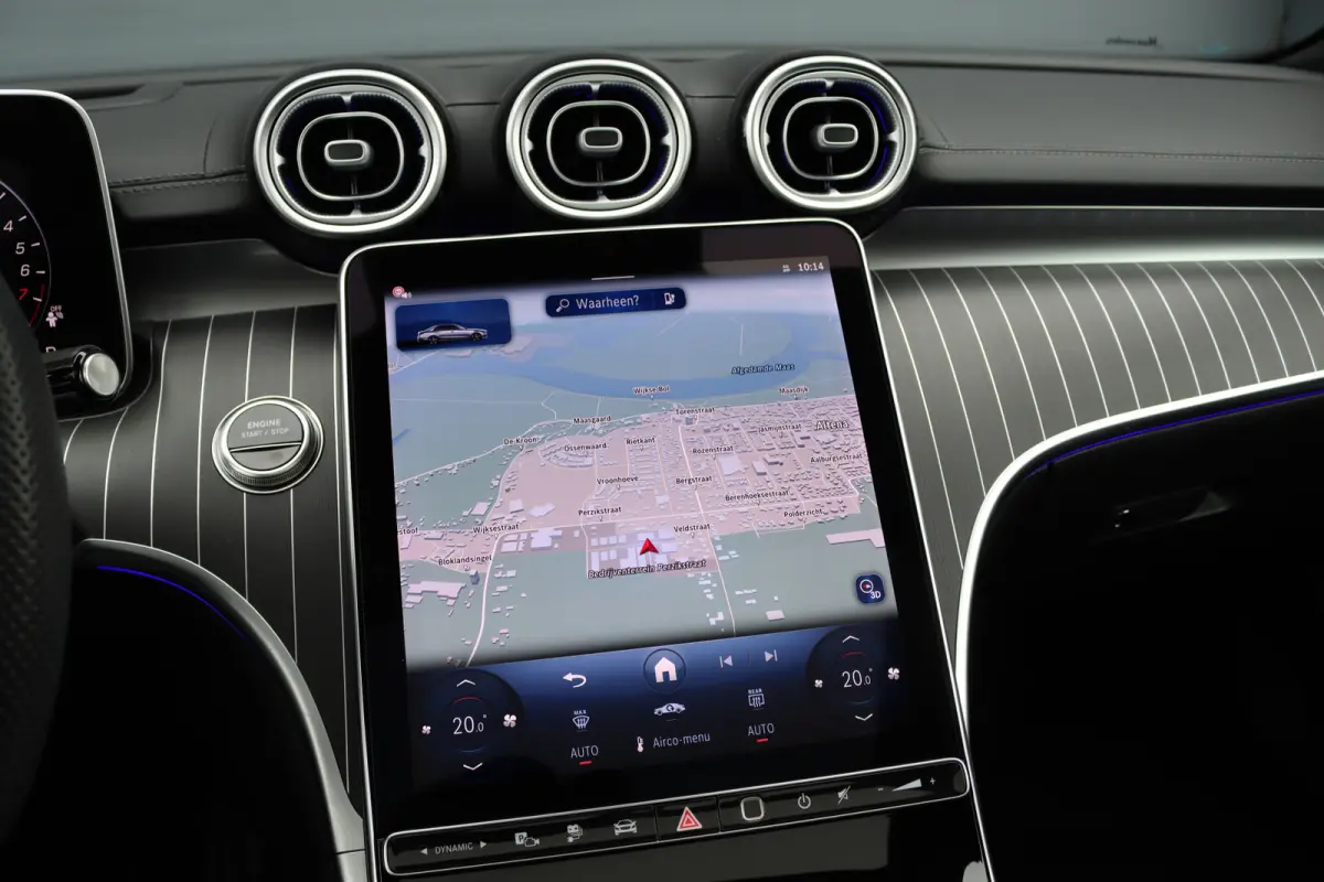 400 e 4MATIC AMG Line | Distronic+ | Panoramadak | Nappa Leder | Burmester | Memory | Digital Light | HUD | Verwarmd Stuurwiel | Keyless Go | Surround Camera |
