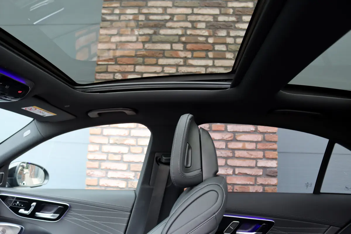 400 e 4MATIC AMG Line | Distronic+ | Panoramadak | Nappa Leder | Burmester | Memory | Digital Light | HUD | Verwarmd Stuurwiel | Keyless Go | Surround Camera |