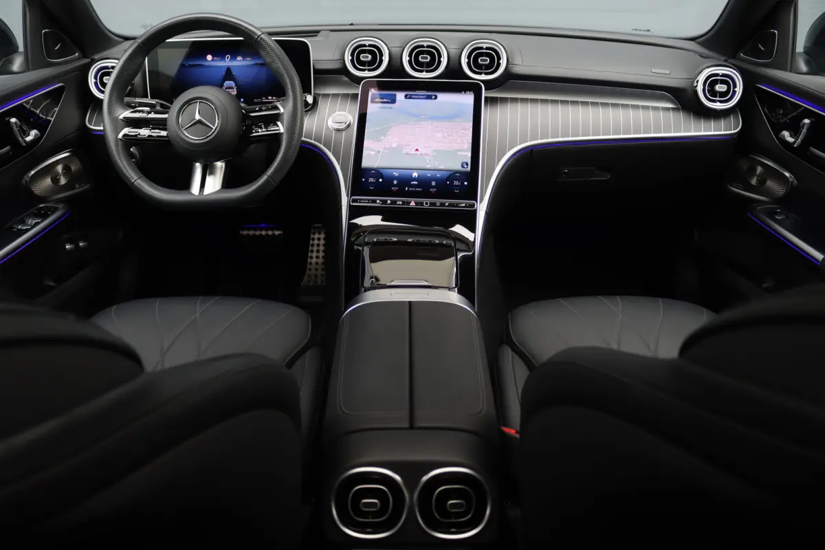 400 e 4MATIC AMG Line | Distronic+ | Panoramadak | Nappa Leder | Burmester | Memory | Digital Light | HUD | Verwarmd Stuurwiel | Keyless Go | Surround Camera |
