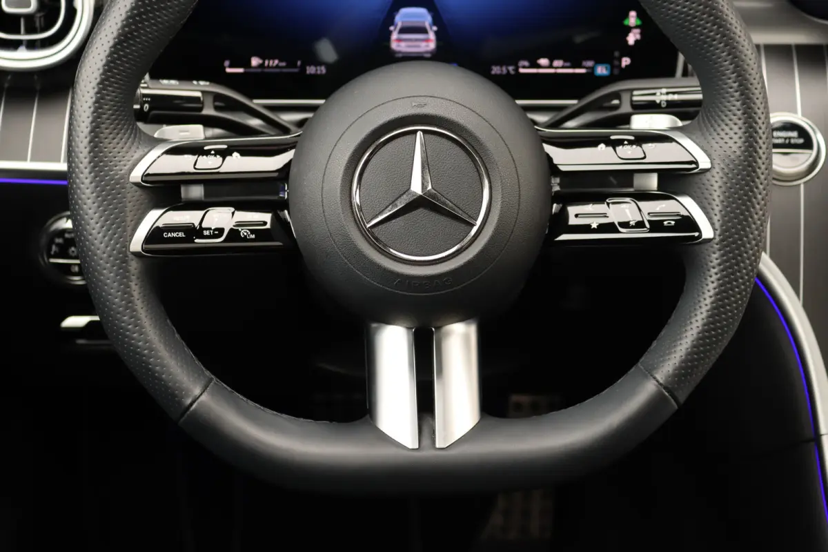 400 e 4MATIC AMG Line | Distronic+ | Panoramadak | Nappa Leder | Burmester | Memory | Digital Light | HUD | Verwarmd Stuurwiel | Keyless Go | Surround Camera |