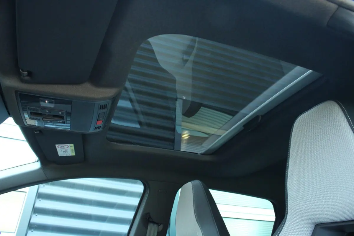 1.0 EcoTSI 95pk FR Business Connect | Panoramadak | Achteruitrijcamera
