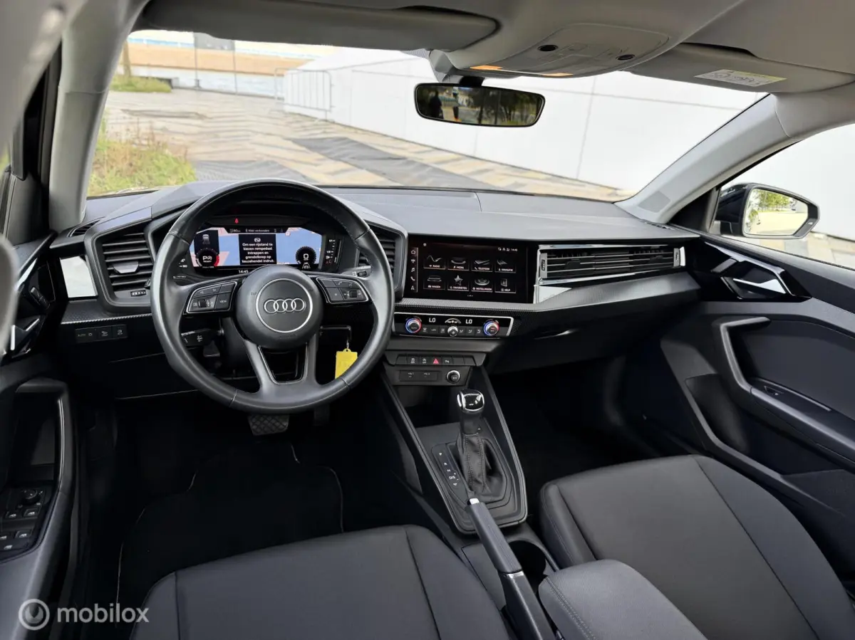 30 TFSI S Line | Led | Black on black